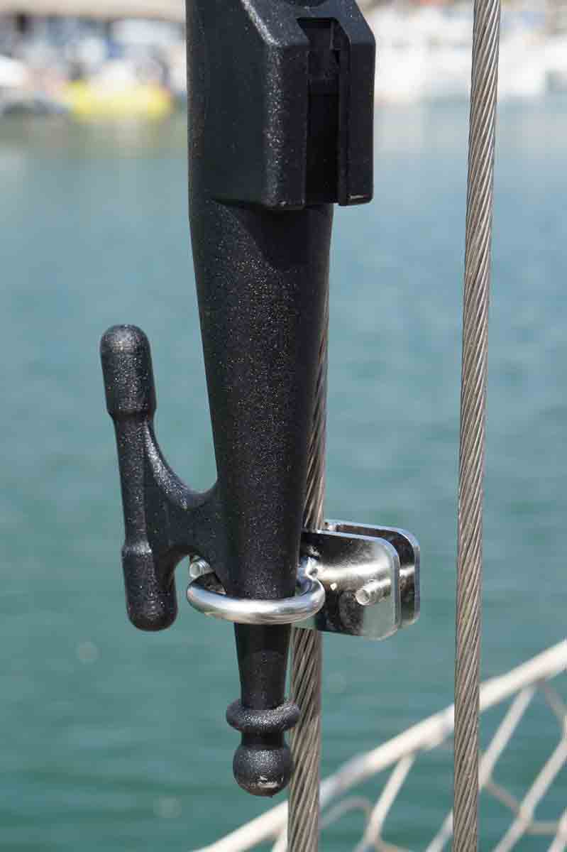 Shroud Clips for Boat Hook