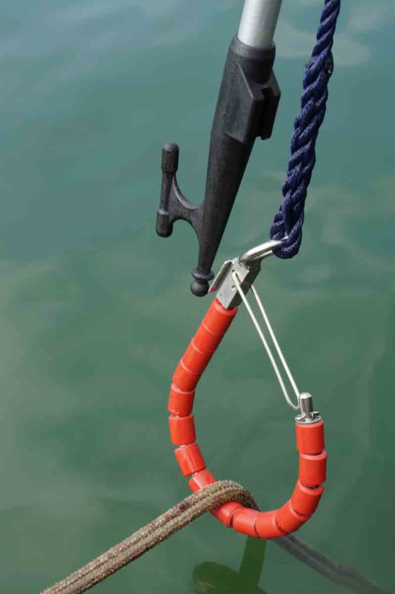 Line Hook for Lazy-Lines